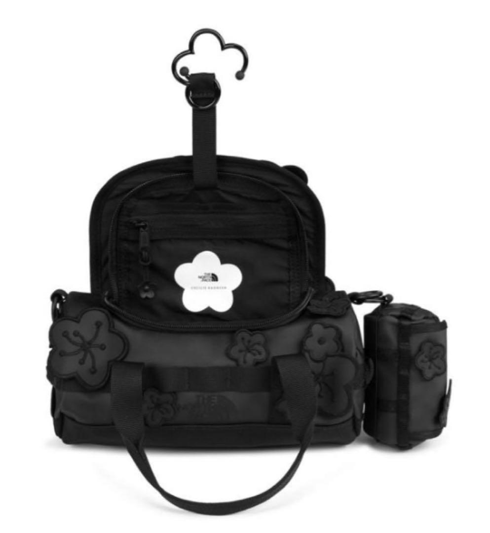 バッグ TNF x Cecilie Bahnsen Base Camp Clutch