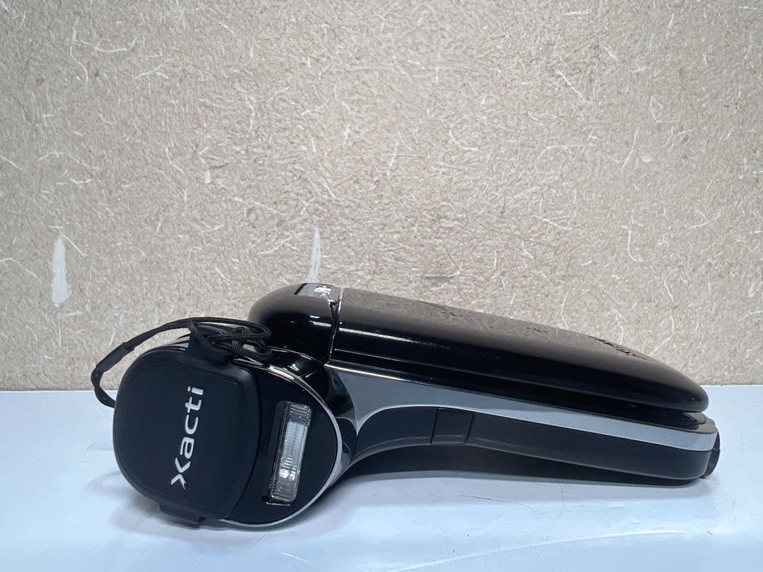 サンヨー SANYO Xacti DMX-CG110 デジタルムービーカメラ