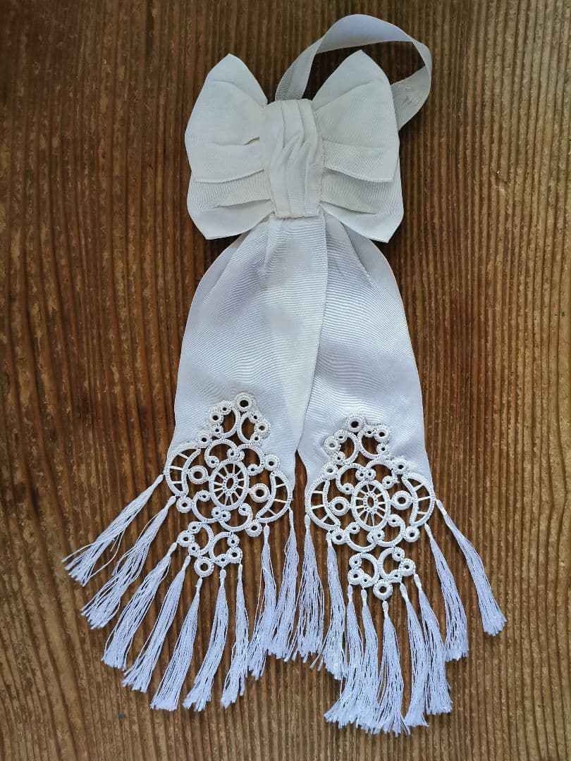 アンティーク 初聖体式 ダブルボウ腕章 透し幾何学紋 フリンジ装飾 オモニエール