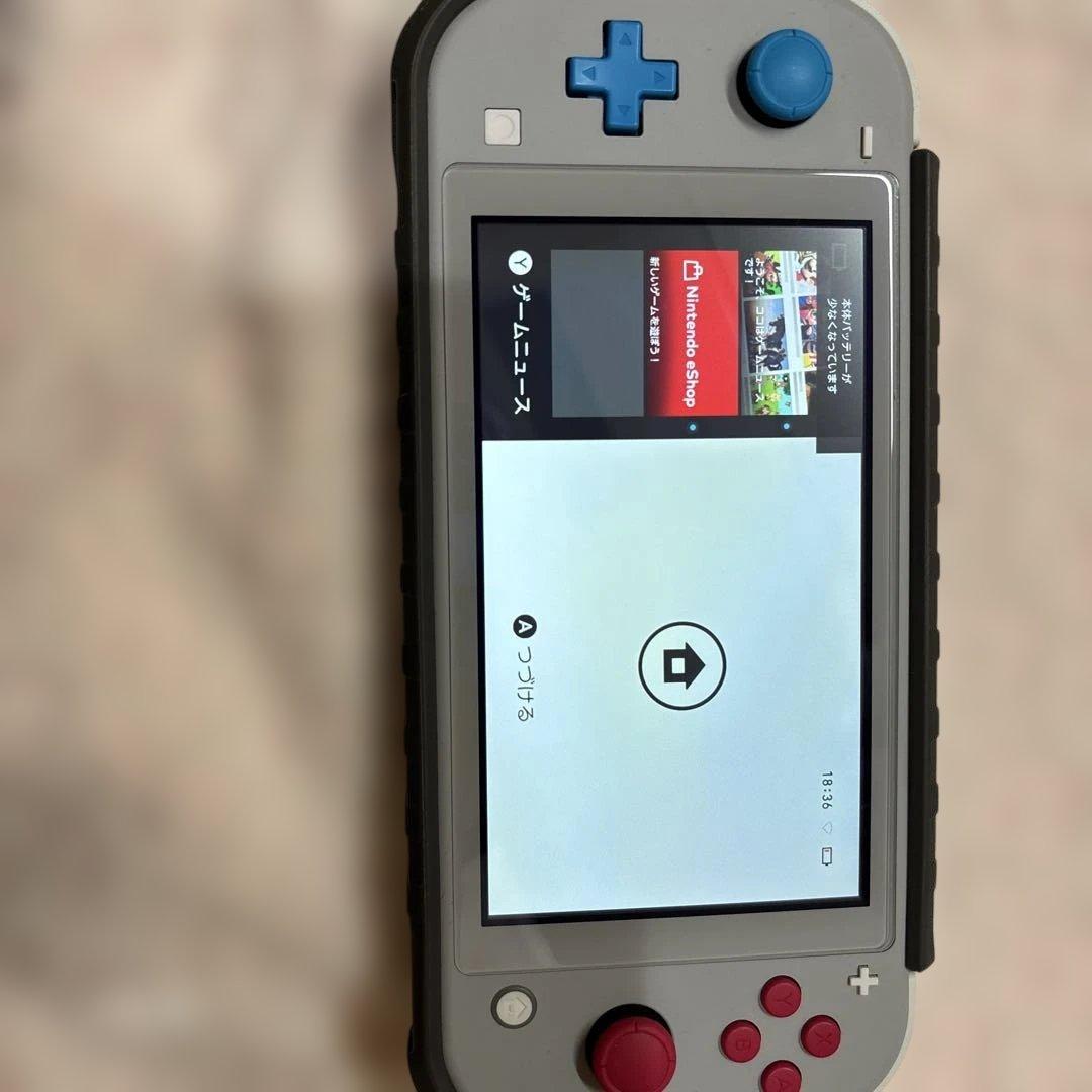 Nintendo Switch Lite マゼンダ　ポケモン