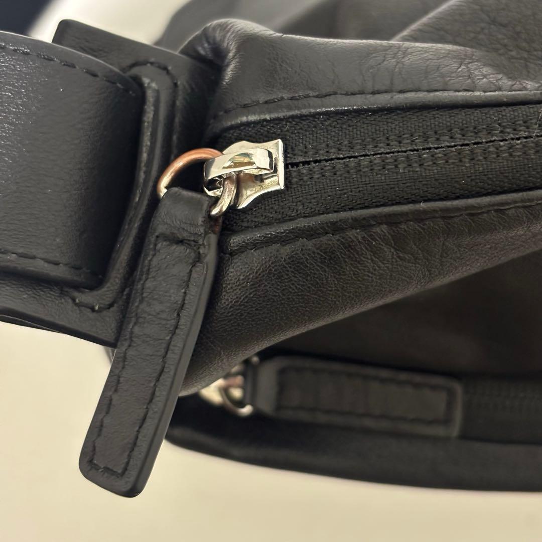 ear PAPILLONNER イアパピヨネ　本革2WAYレザーショルダーバッグ