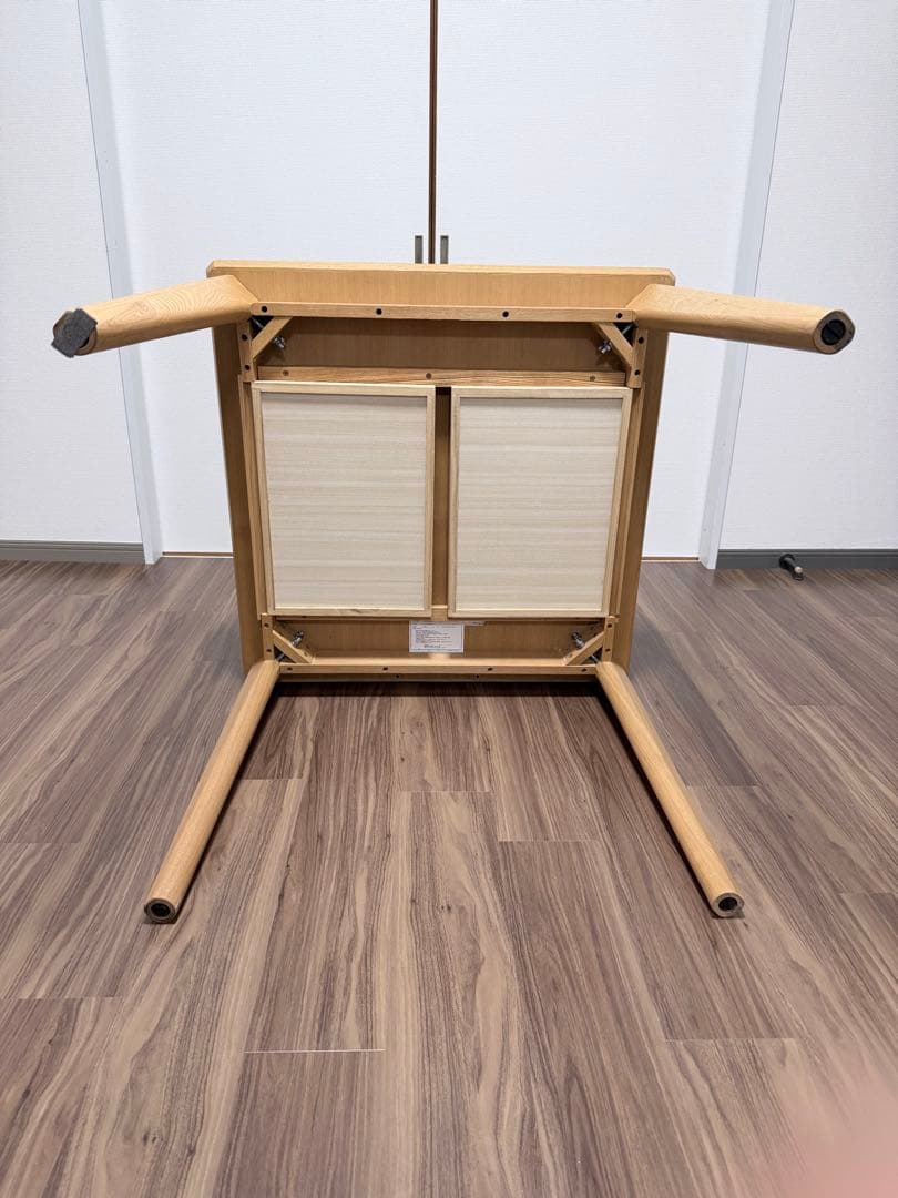 ニトリ 天然木タモ材 ダイニングテーブル 80×80cm