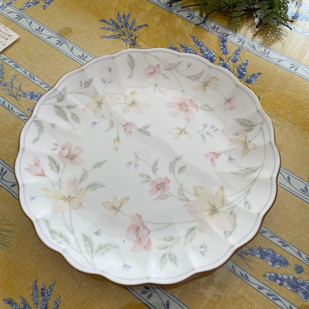 ナルミボーンチャイナ　パステルカガーデン