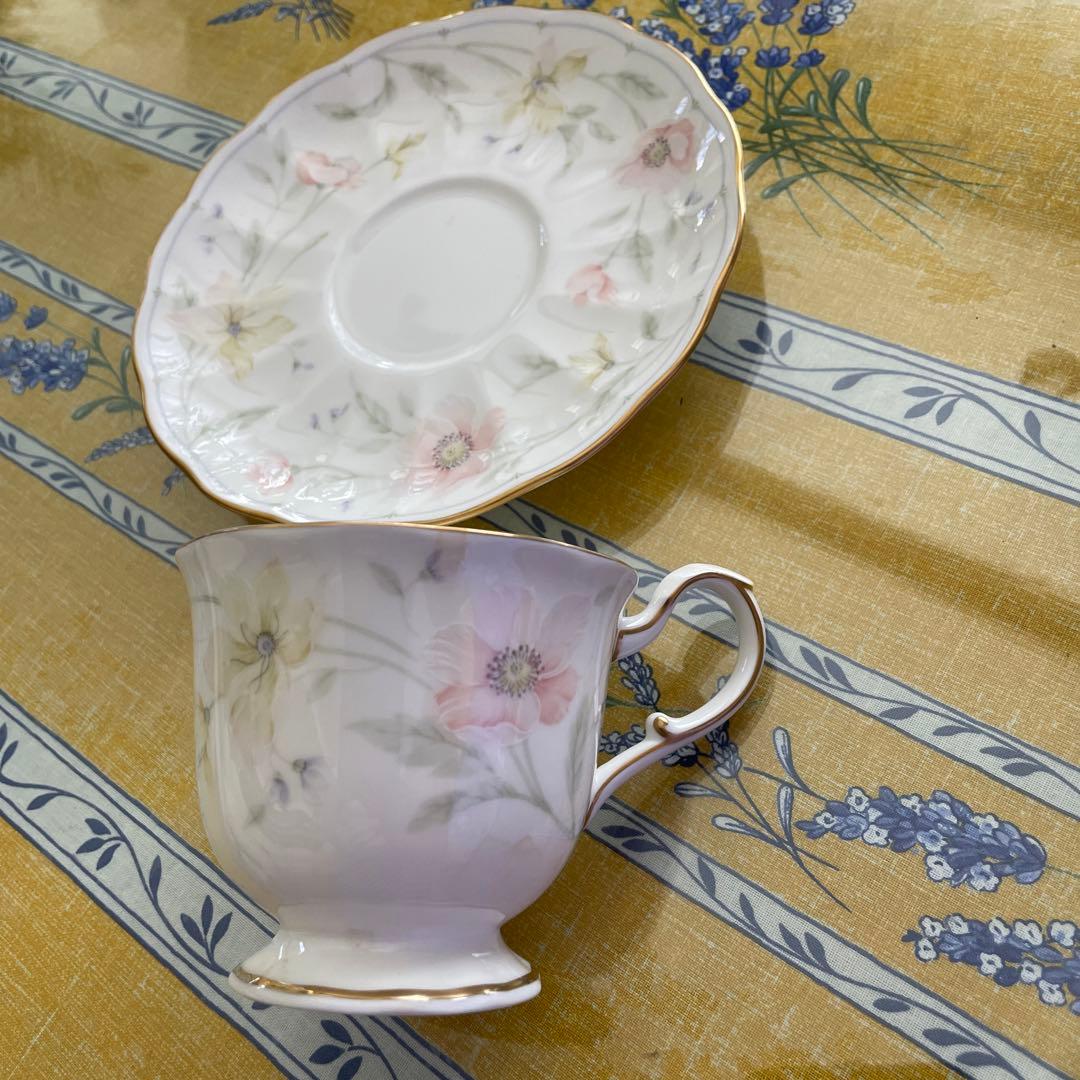 ナルミボーンチャイナ　パステルカガーデン