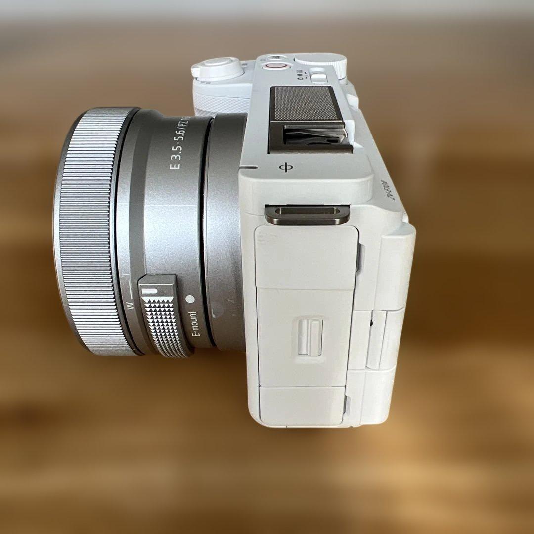 SONY VLOGCAM ZV-E10 II ズームレンズキット（ホワイト）