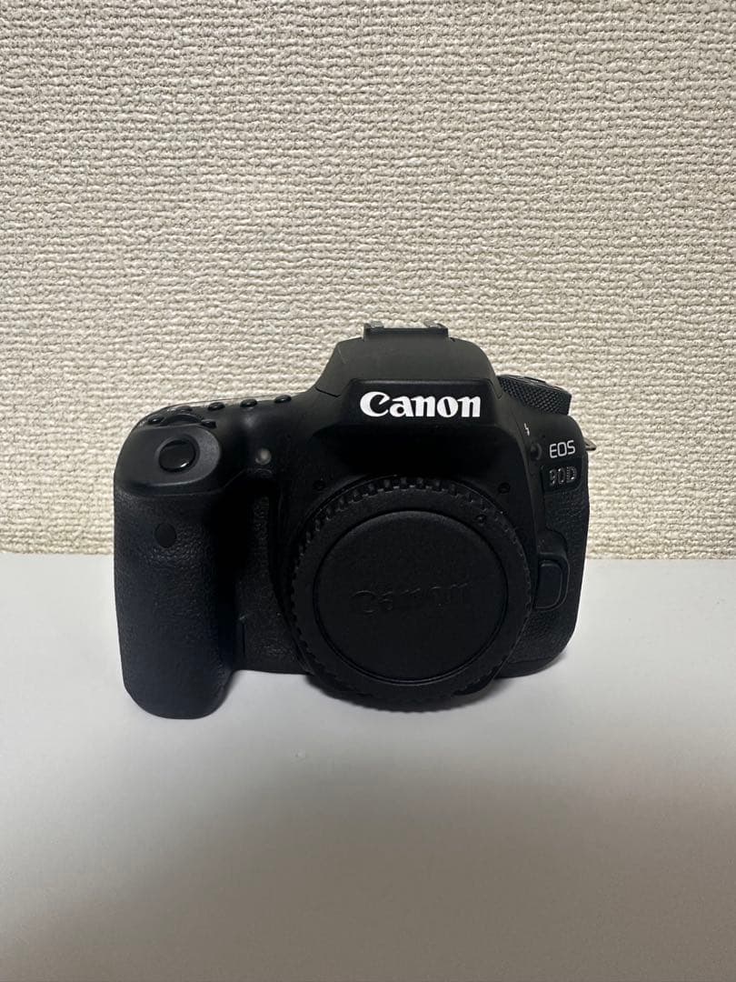 Canon EOS 90D 本体ボディと付属品