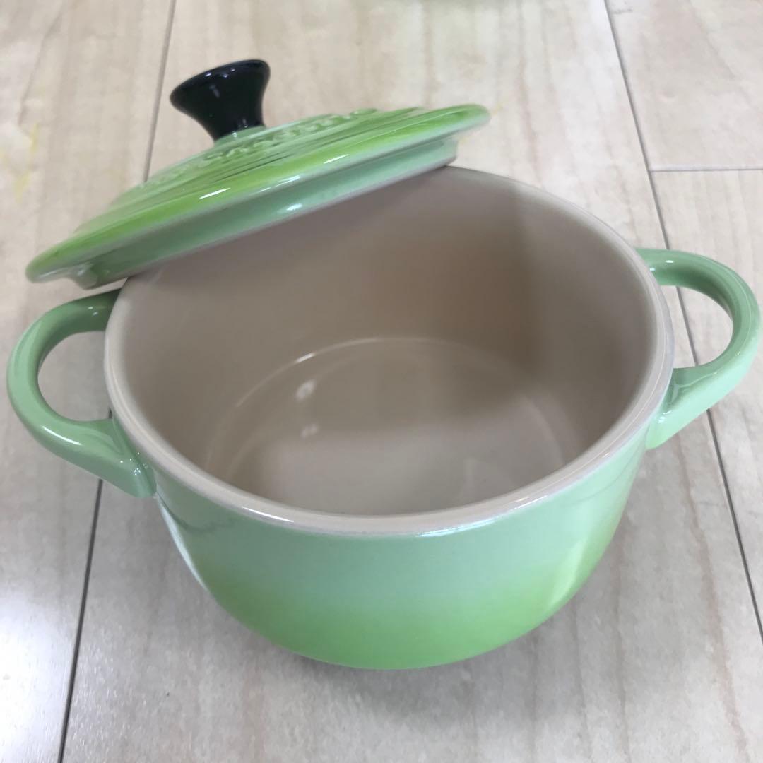 【再値下！】【新品未使用2個セット】ル・クルーゼ ミニココット10cm 専用箱付