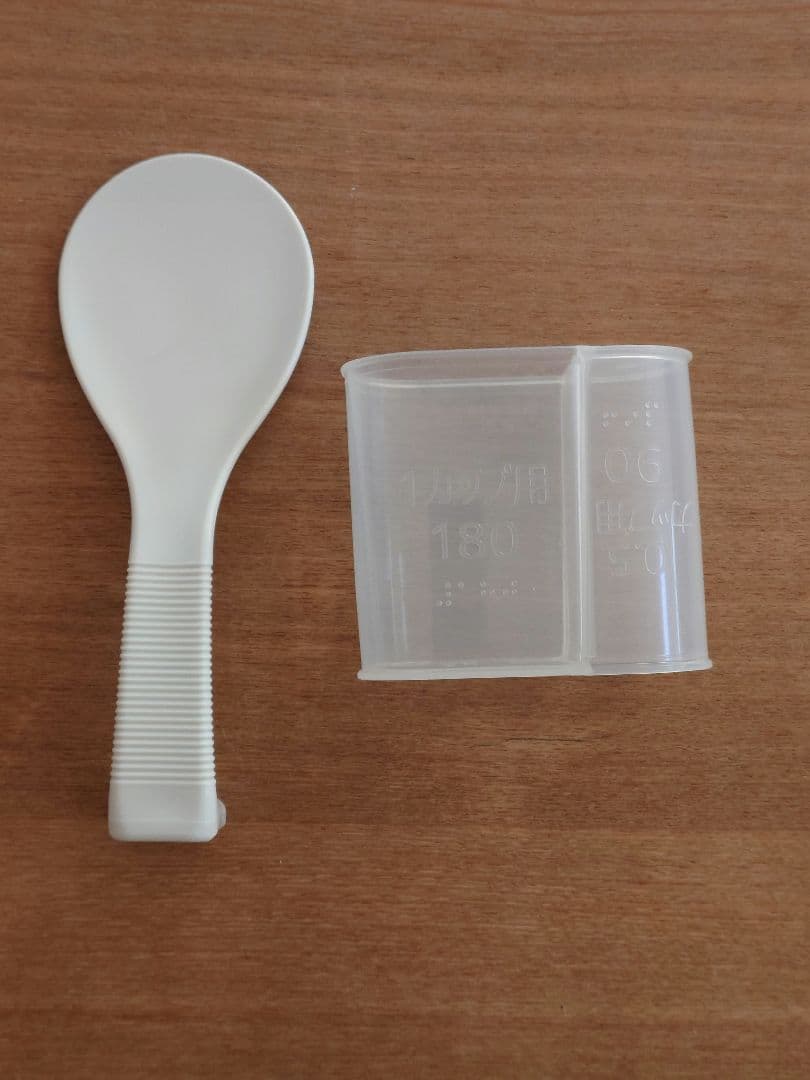 【まる】Mitsubishi 三菱 炊飯器 NJ-SV06R-W