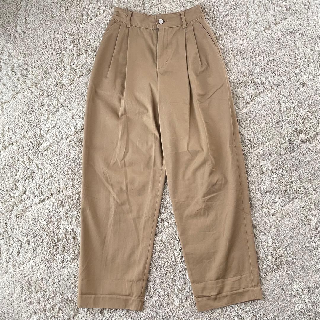【TWW】ベージュ チノパン プリーツ入り　レディース