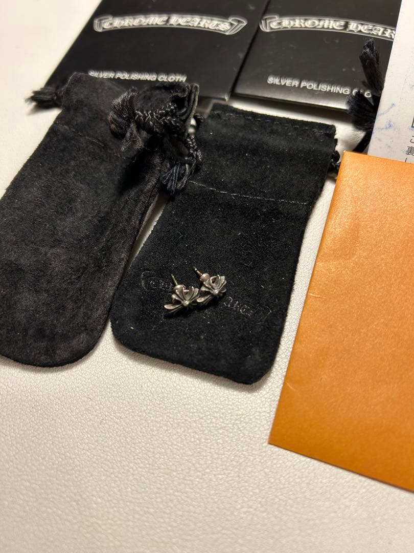 確実正規品　クロムハーツ ピアス　両耳　セット