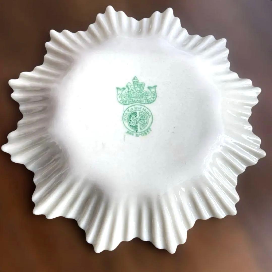 美品レア 高級陶磁器ベリーク（パリアンチャイナ）花瓶と小皿