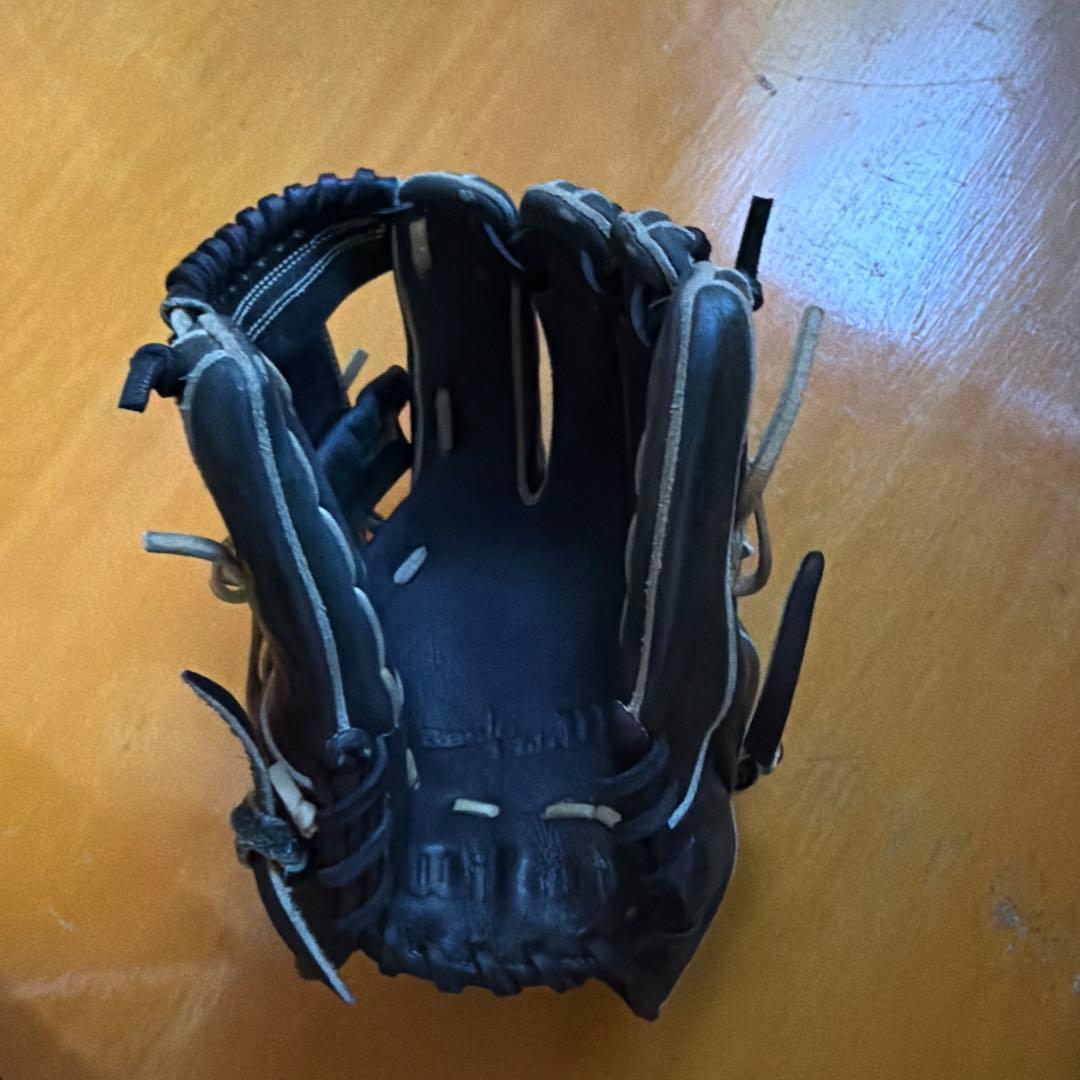 Wilson 軟式グローブ 黒 小指2本 BasicLab つぐ使えます