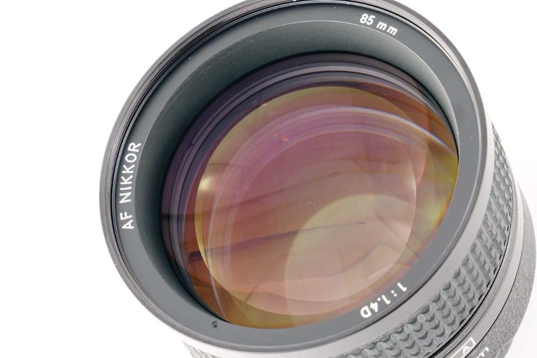 【極美品】Nikon AF Nikkor 85mm F1.4D IF 222