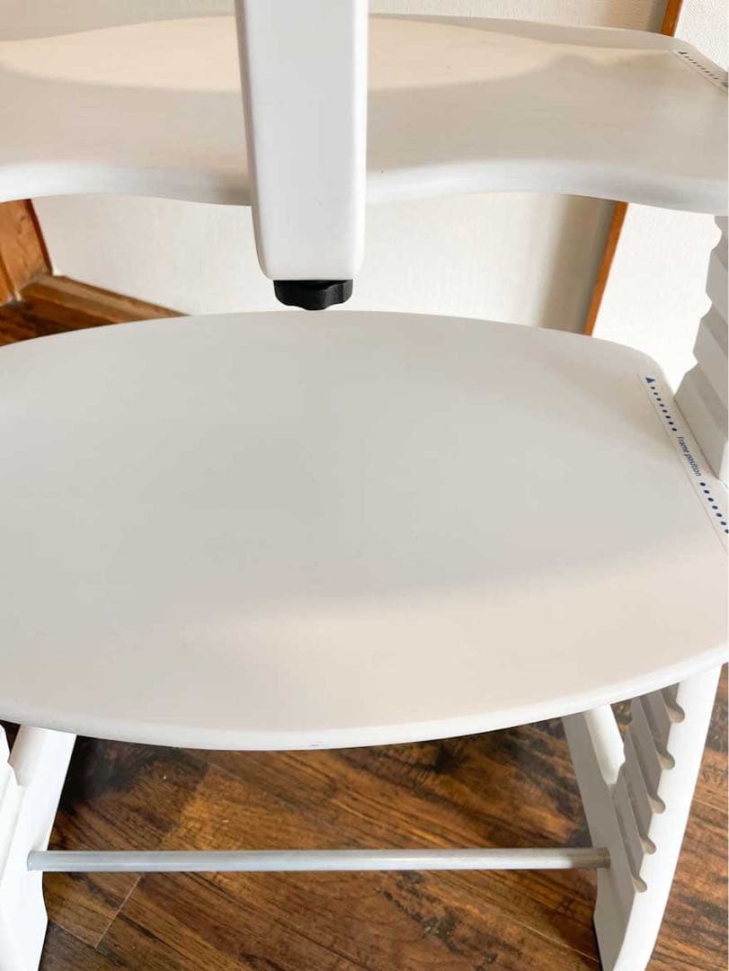 美品　大和屋　すくすくチェアプラス　テーブルガード付