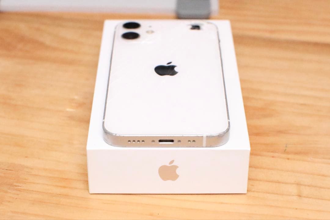 iPhone 12 mini white 256GB SIMフリー