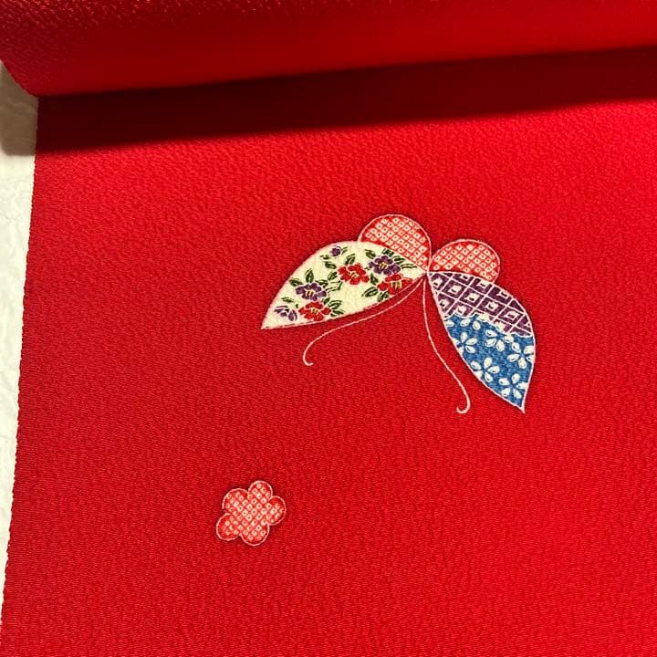 Katy☆ 正絹小紋　丹後ちりめん　七五三　手ざし友禅　反物　赤　蝶々と鞠