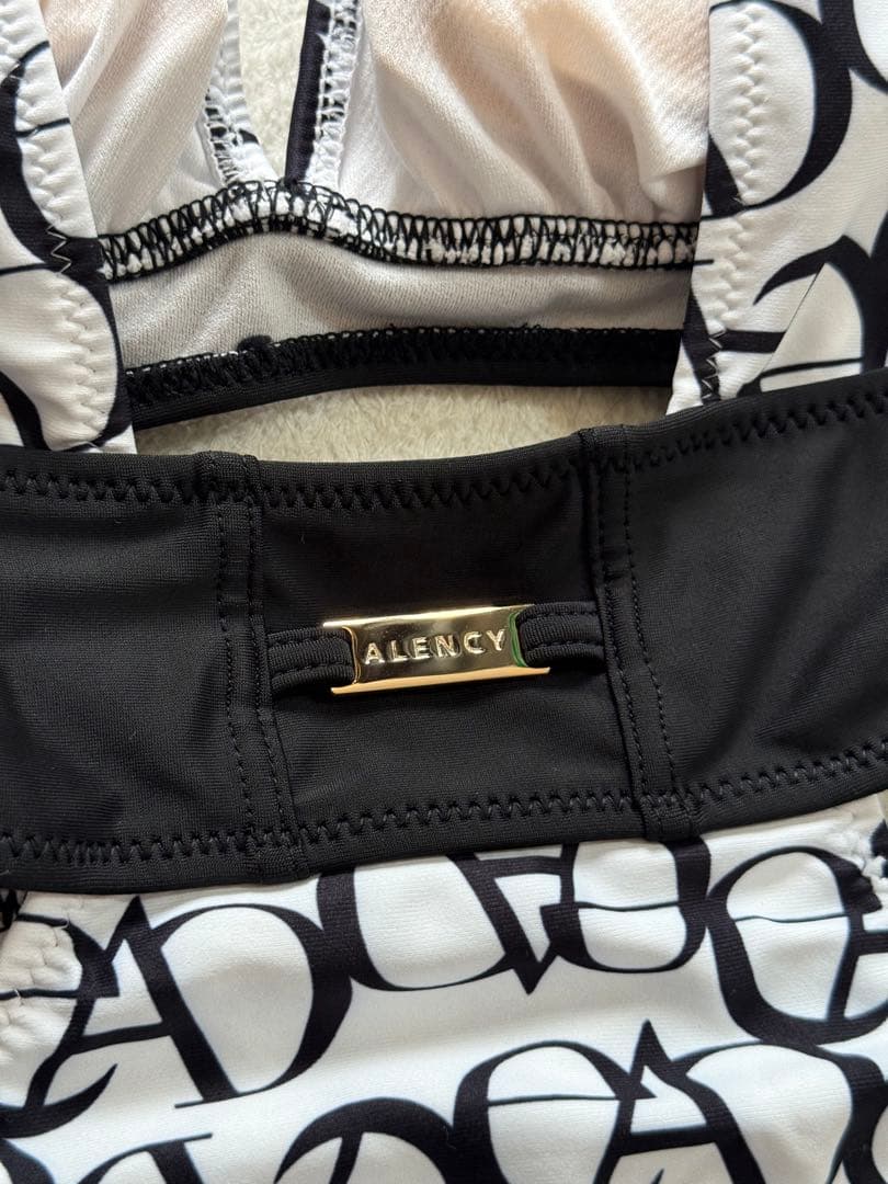 【美品】アレンシー ALENCY モノグラム サイドスリットビキニ ビキニ