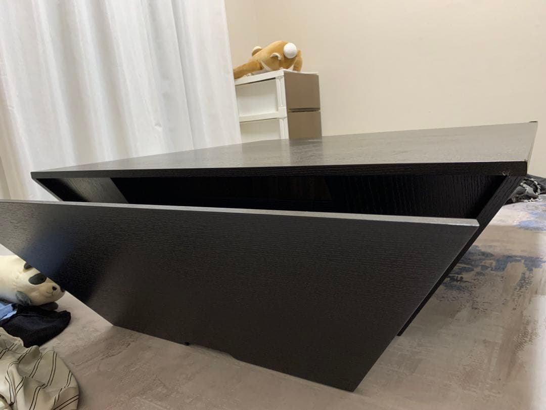 新品木質のコーヒーテーブル