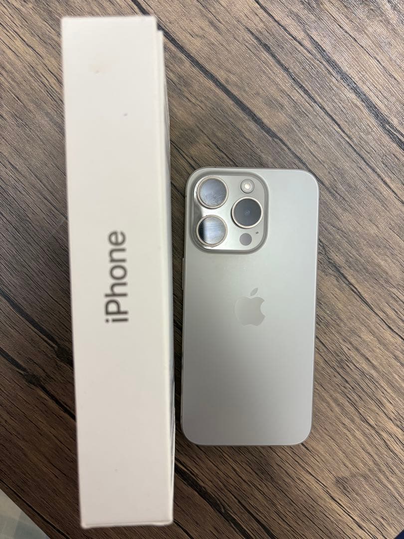 携帯電話本体 iPhone 15Pro