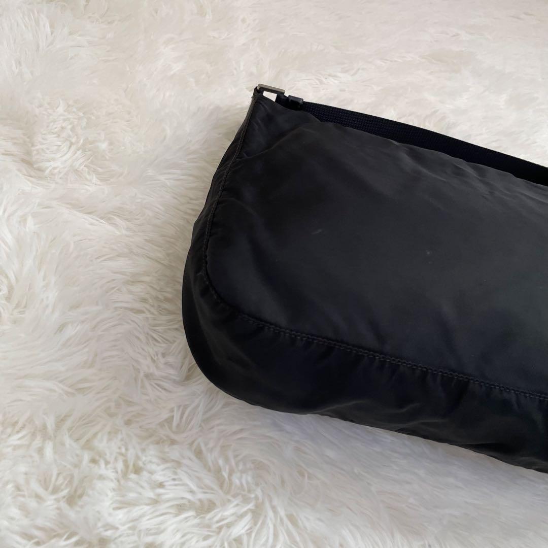 美品 PRADA ショルダーバッグ ナイロン レザー ブラック 三角ロゴプレート