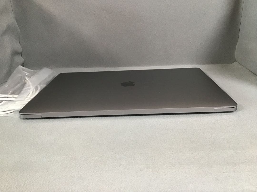 MacBook Pro 16インチ 1TB 64GB 8コア i9