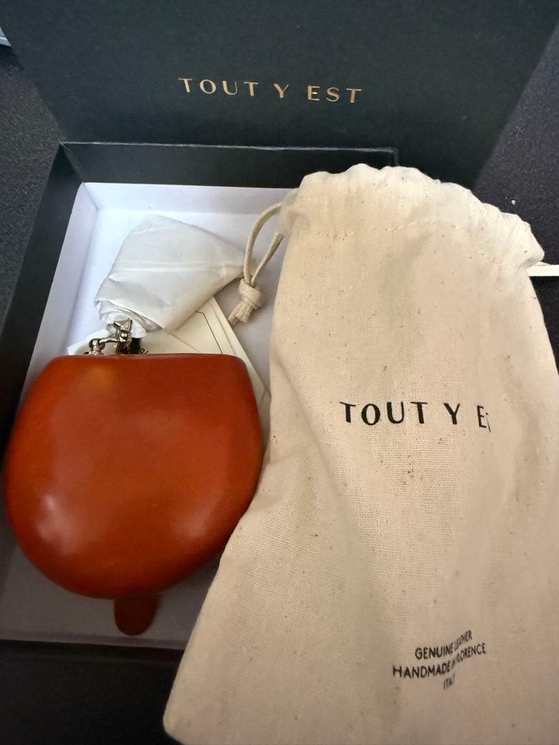 TOUT Y EST ケー　オレンジ イタリア製