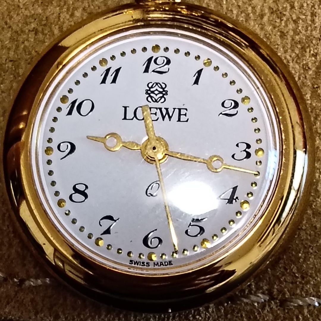 ロエベ　時計　ブローチ　ロゴ　ゴールド　付属品あり