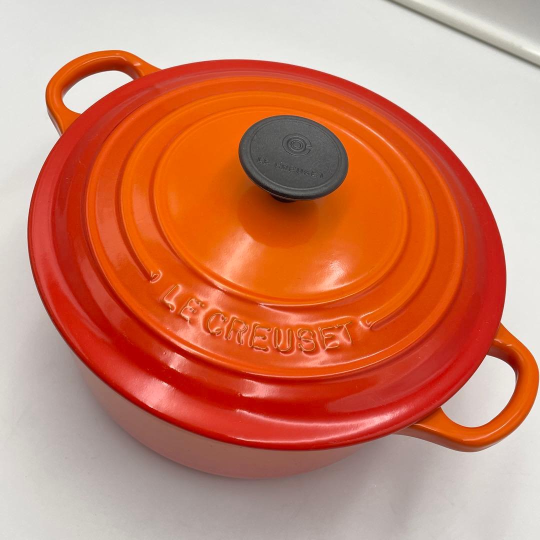 美品　ル・クルーゼ　ココット ロンド 20cm 両手鍋 オレンジ