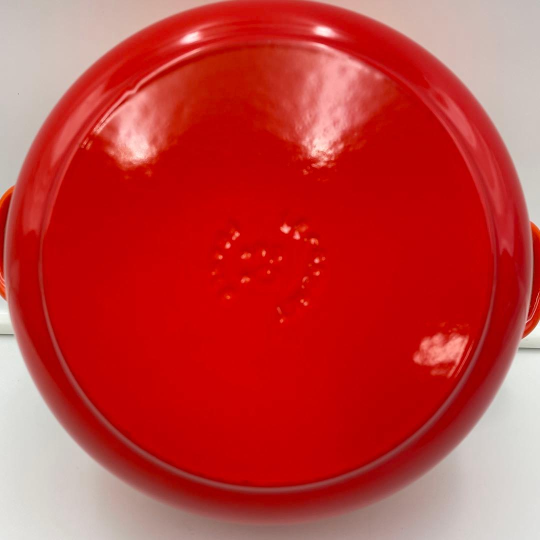 美品　ル・クルーゼ　ココット ロンド 20cm 両手鍋 オレンジ