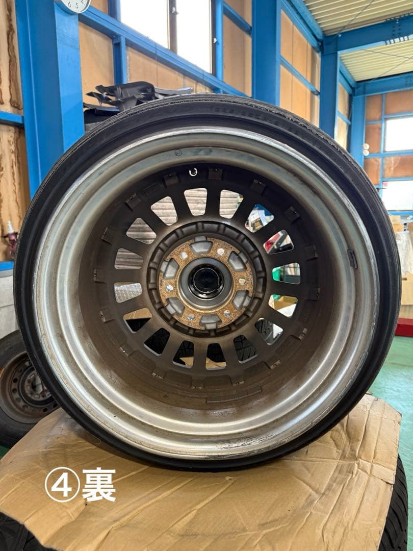 エセックス　19インチ　ハイエース等　139.7 6穴　9J +25 4本通し