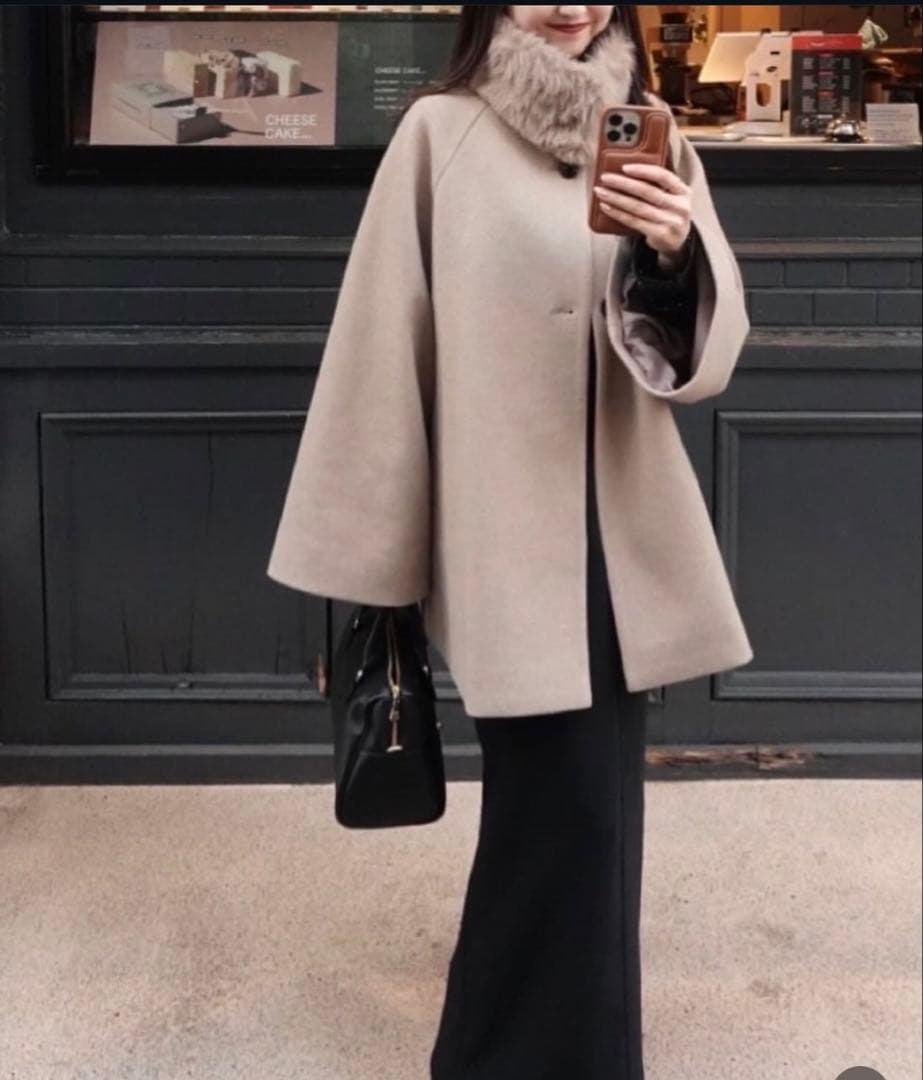 【suzu】美品Chicoファー取り外しケープコートmystic