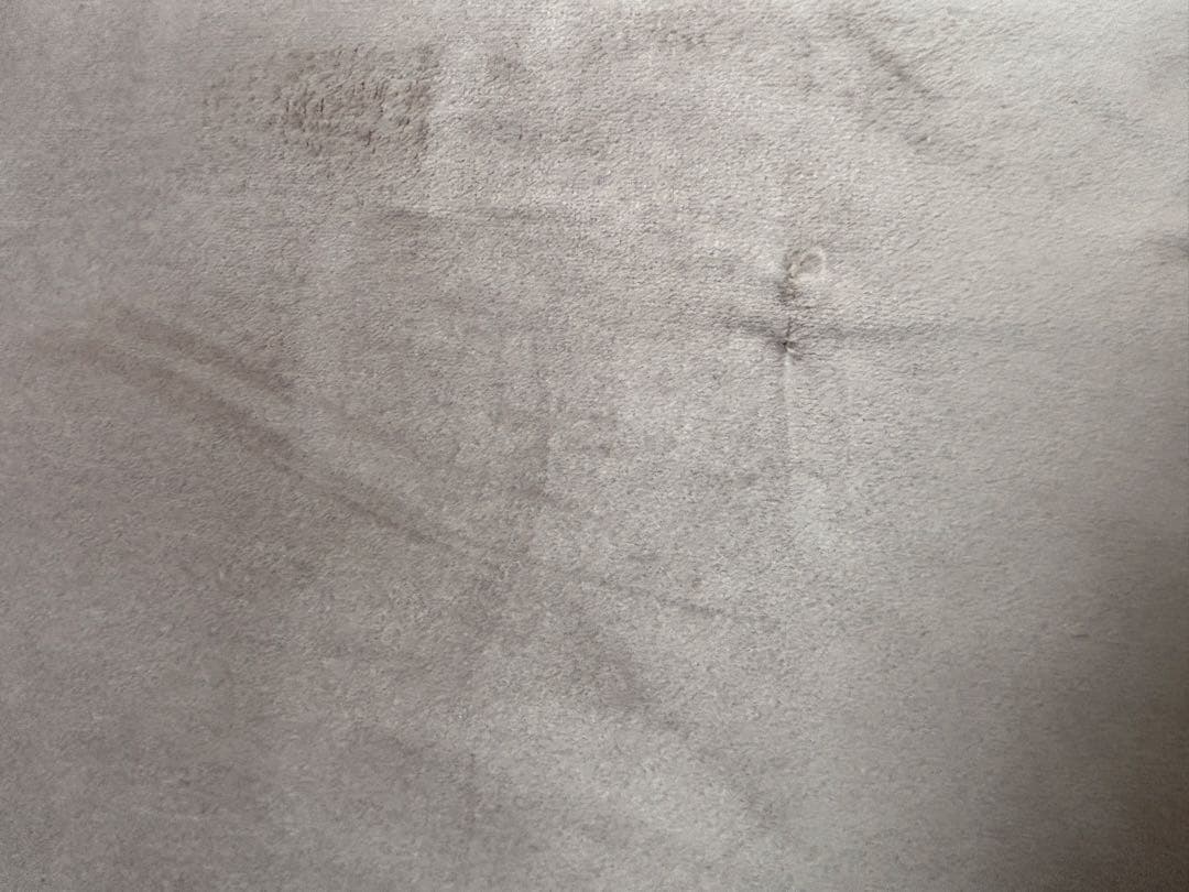 ライトグレー ベルベット 2人掛けソファ　 LOWYA