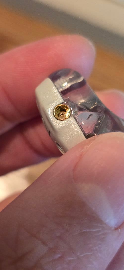 Fender FXA9 white ハイエンド有線イヤホン