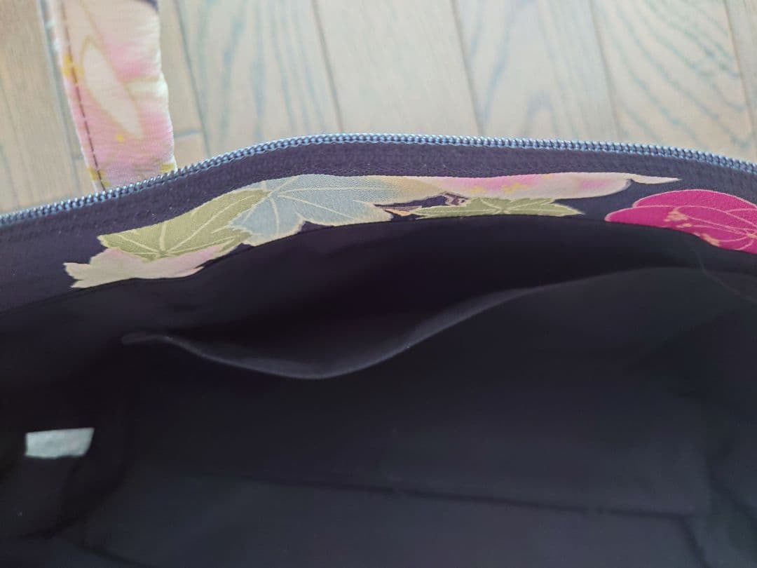 く*ー様 利休バッグ　着物バッグ　和装バッグ　未使用品　美品　美しい花柄　レア