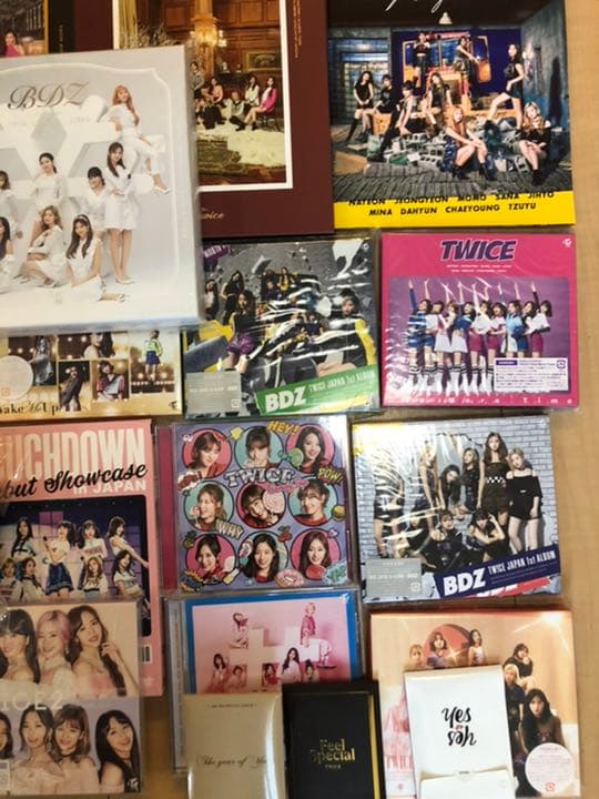 TWICE CD．DVD．ファングッズ