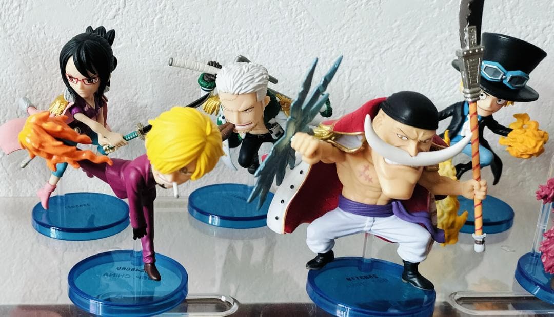 ワンピース　ワールドコレクタブルフィギュア20体　おまけつき