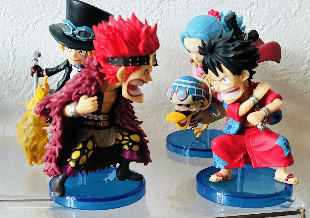 ワンピース　ワールドコレクタブルフィギュア20体　おまけつき