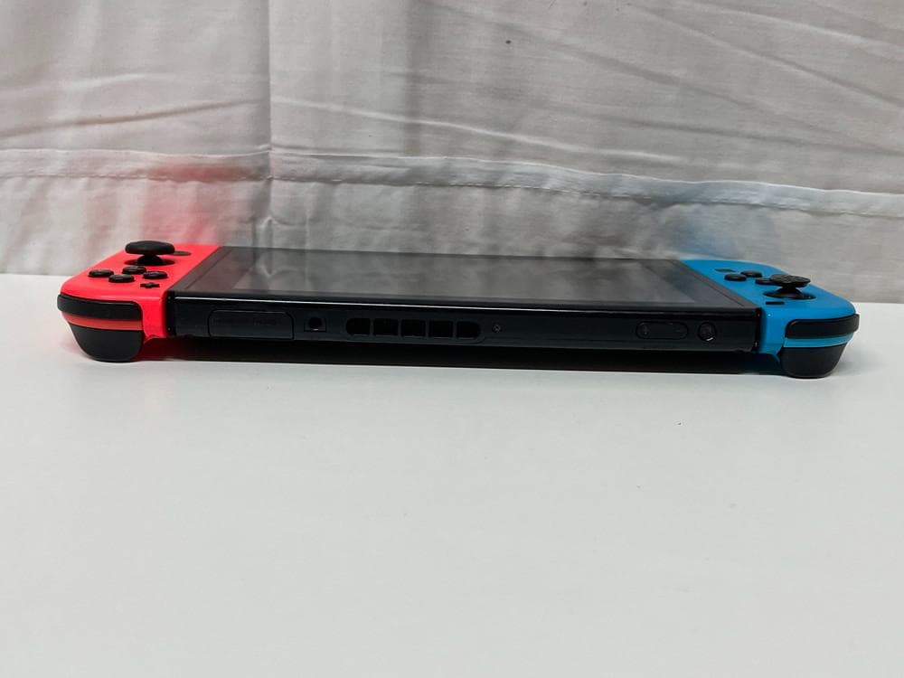 ◆Nintendo Switch任天堂スイッチ 赤青本体プロコン付き　08198