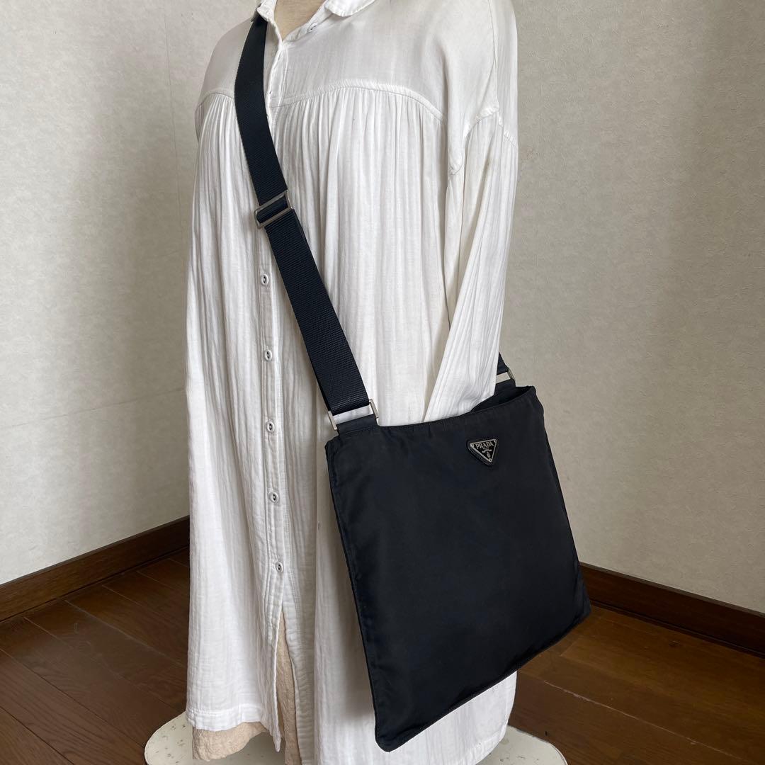 ◇ PRADA プラダ ショルダーバッグ ナイロン ブラック ◇