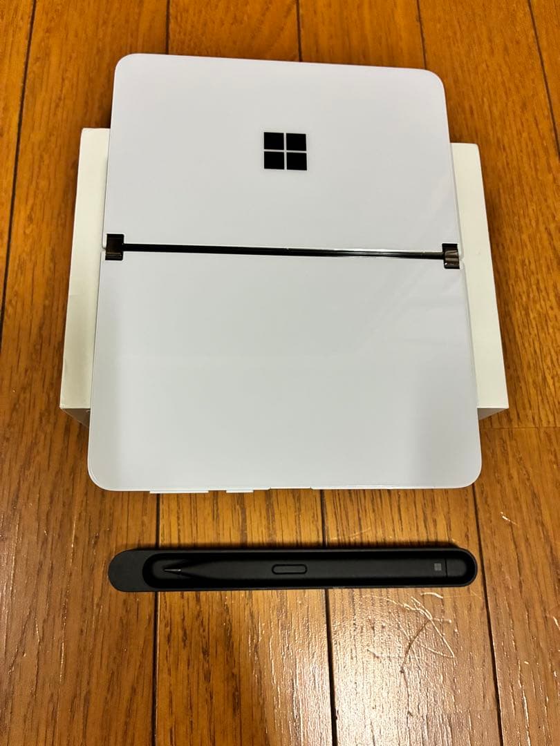 Microsoft Surface Duo ホワイト 本体