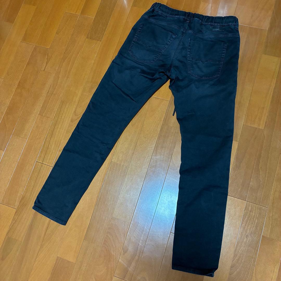 ディーゼル　最新定番カラーブラック　ジョグジーンズ　30インチ　436