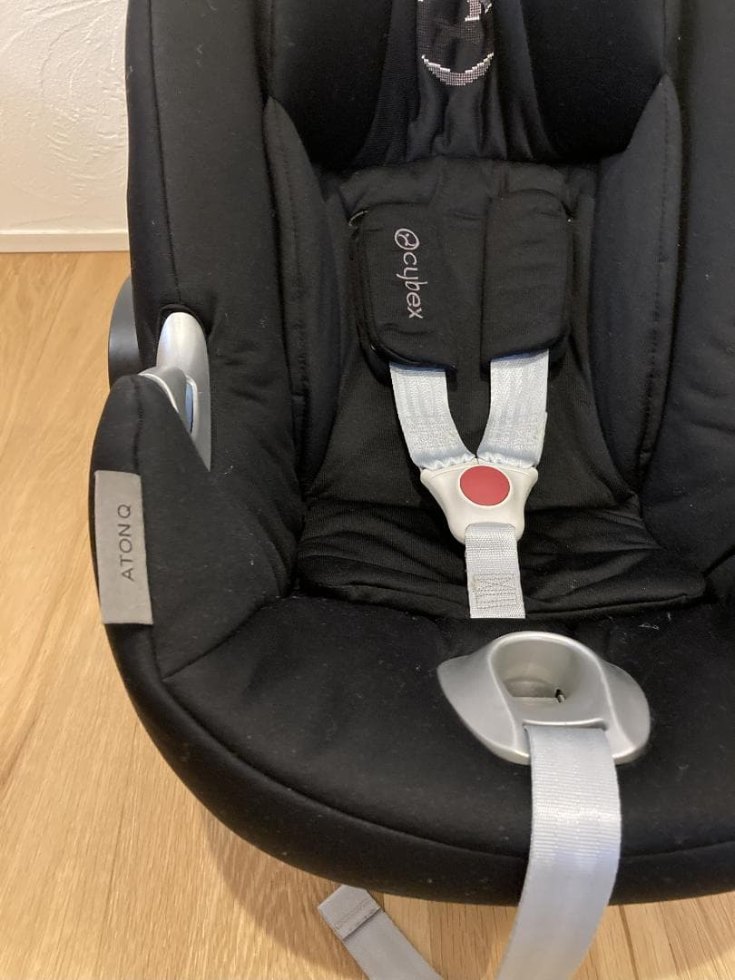 サイベックス アダプター付 AtonQ エイトンQ チャイルドシート