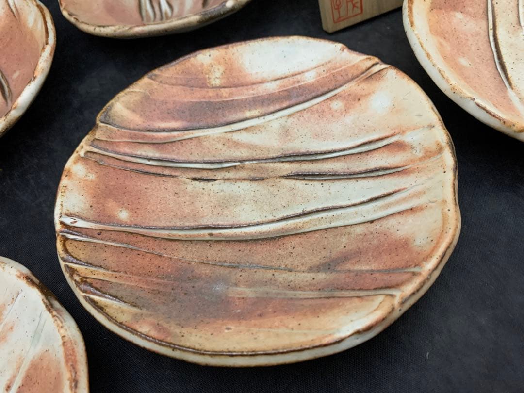 中郷窯　鈴木茂至　信楽焼　紅粉引　丸銘々皿　5枚　寒六窯平野敏三　共箱栞