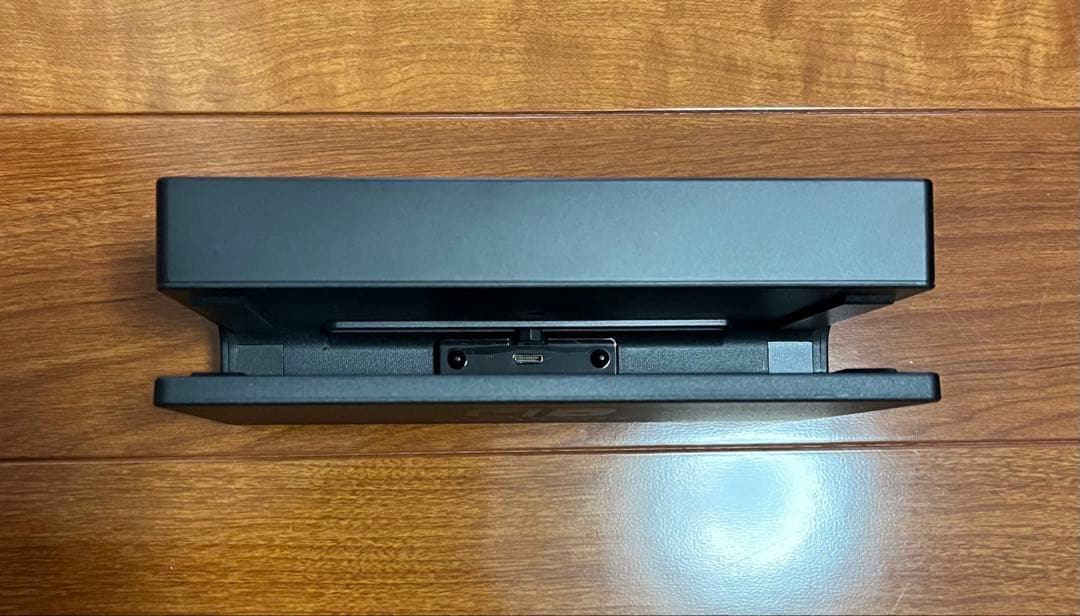 ほぼ未使用❣️ バッテリー強化版Nintendo Switch 本体＆SDカード付