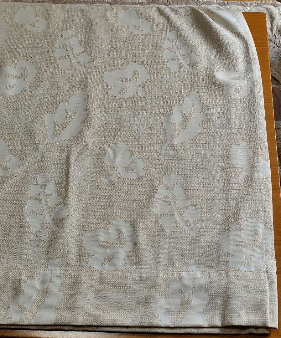 サンゲツ　オーダーカーテンわけあり2枚組 186×234　ベージュ　アンティーク