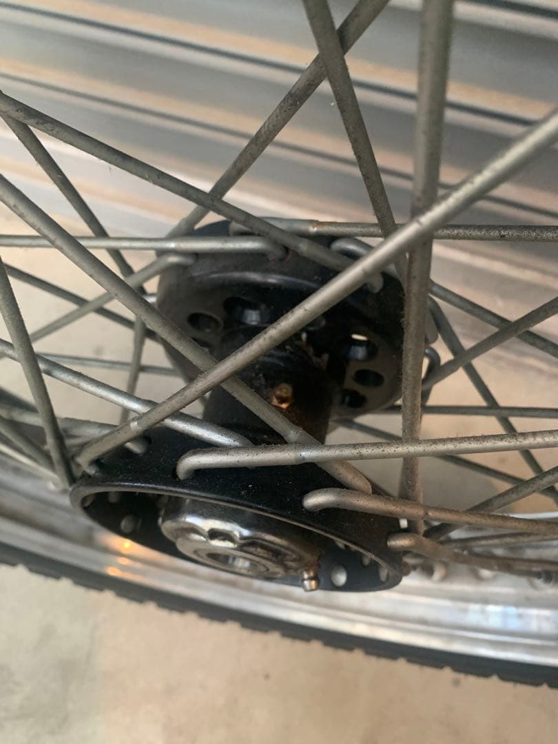 スターハブ　Hリム　18インチ　タイヤ付き　ハーレー ビンテージ