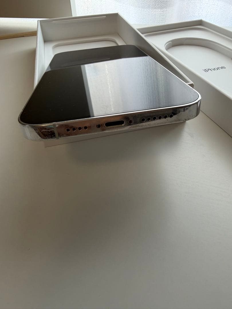iPhone 12 Pro Max 128 GB シルバー SIM フリー