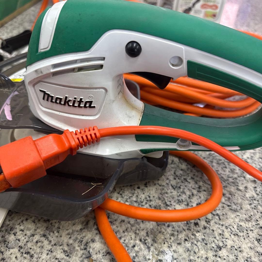 Makita マキタ MUM601 160mm 芝生バリカン 小物 格安