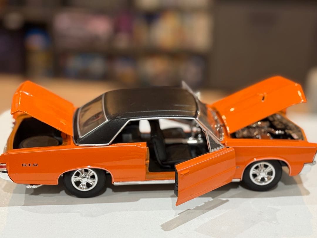 オレンジ GTO ミニカー