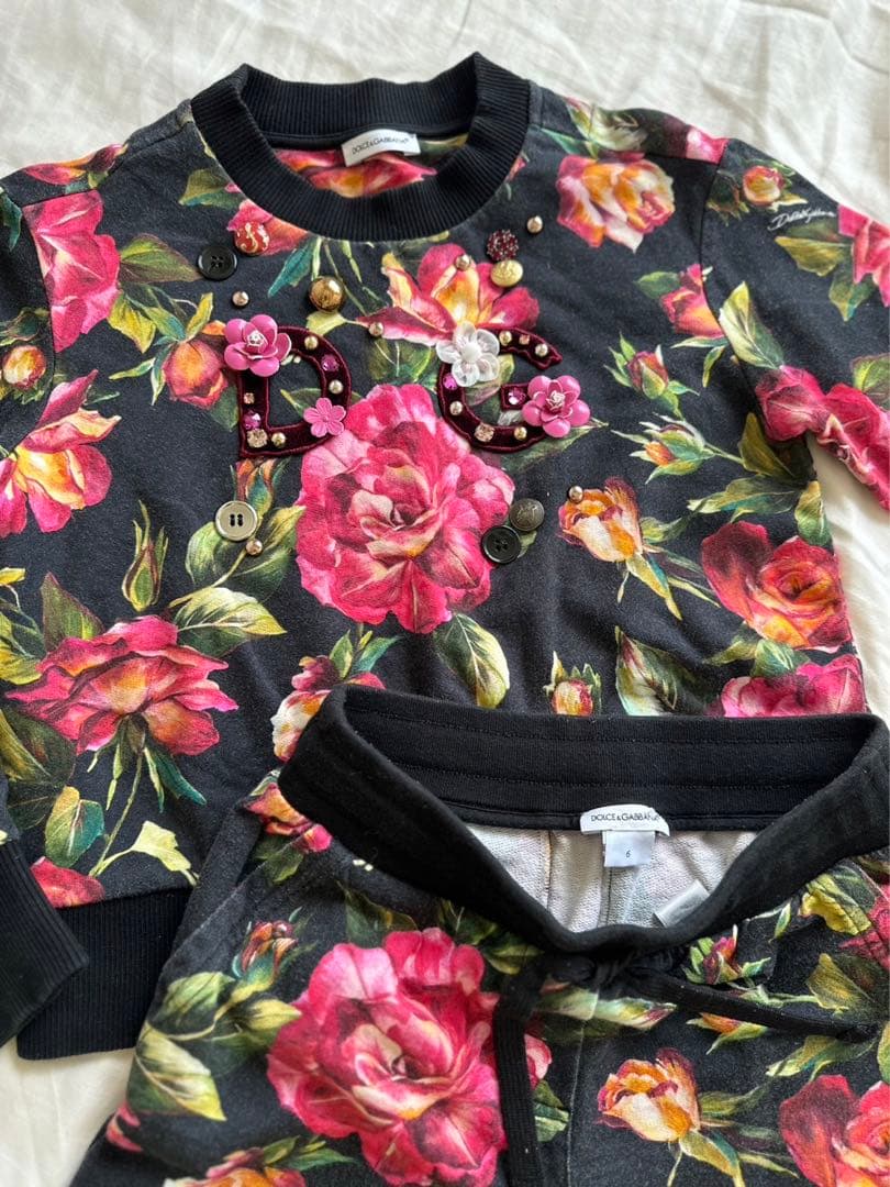 ドルチェ&ガッバーナ　スエット上下セット　女の子6A